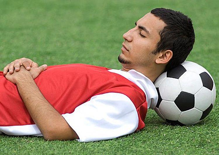 Alvás és sport - Mi történik akkor, ha nem alszunk eleget?